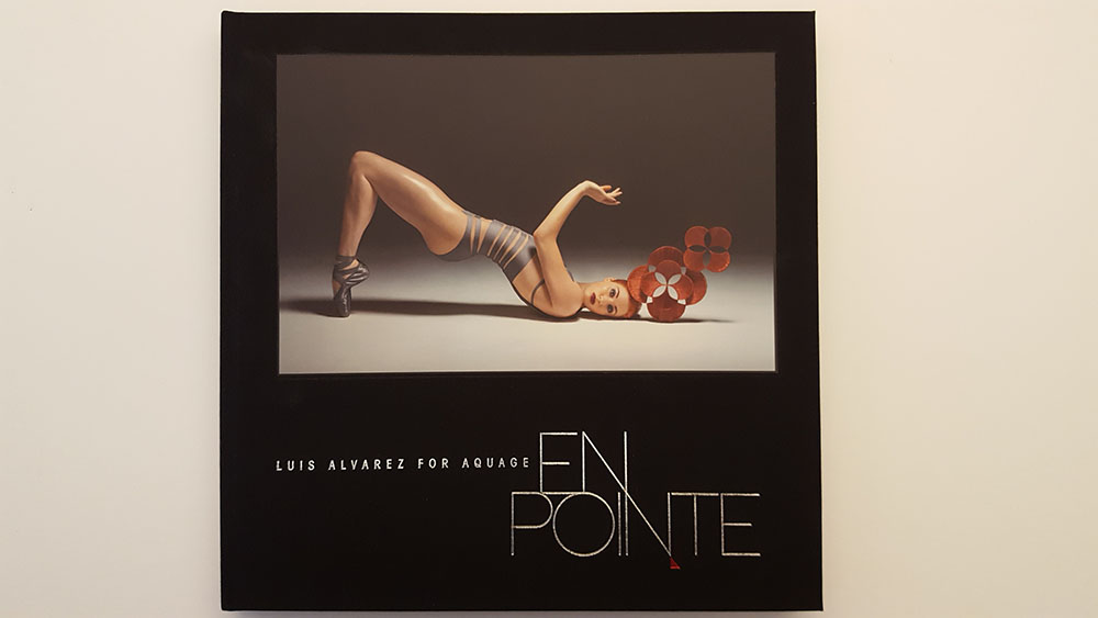 En Pointe by Luis Alvarez